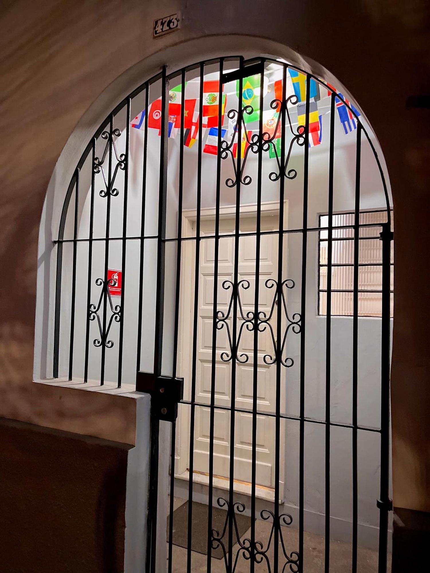 Urban Nomad Hostel And Food Av Paulista サンパウロ エクステリア 写真