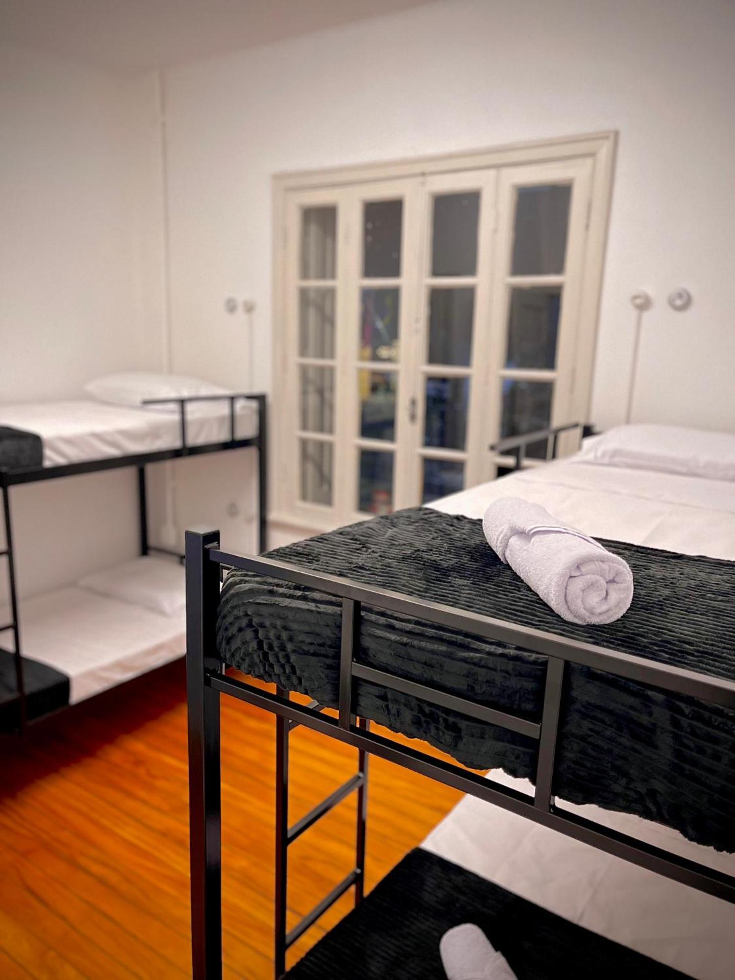 Urban Nomad Hostel And Food Av Paulista サンパウロ エクステリア 写真