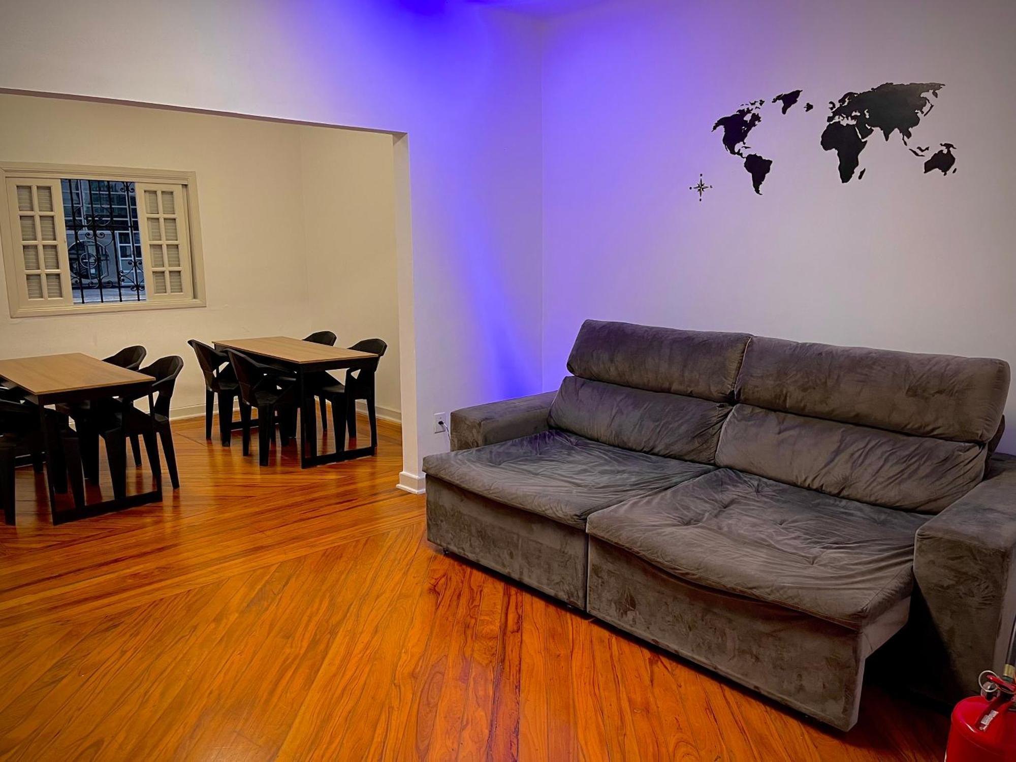 Urban Nomad Hostel And Food Av Paulista サンパウロ エクステリア 写真