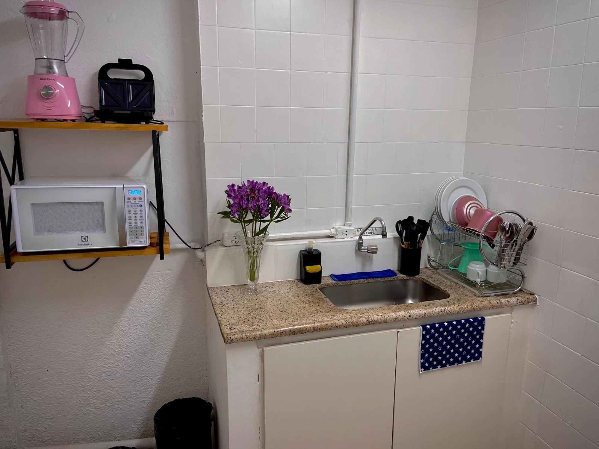 Urban Nomad Hostel And Food Av Paulista サンパウロ エクステリア 写真
