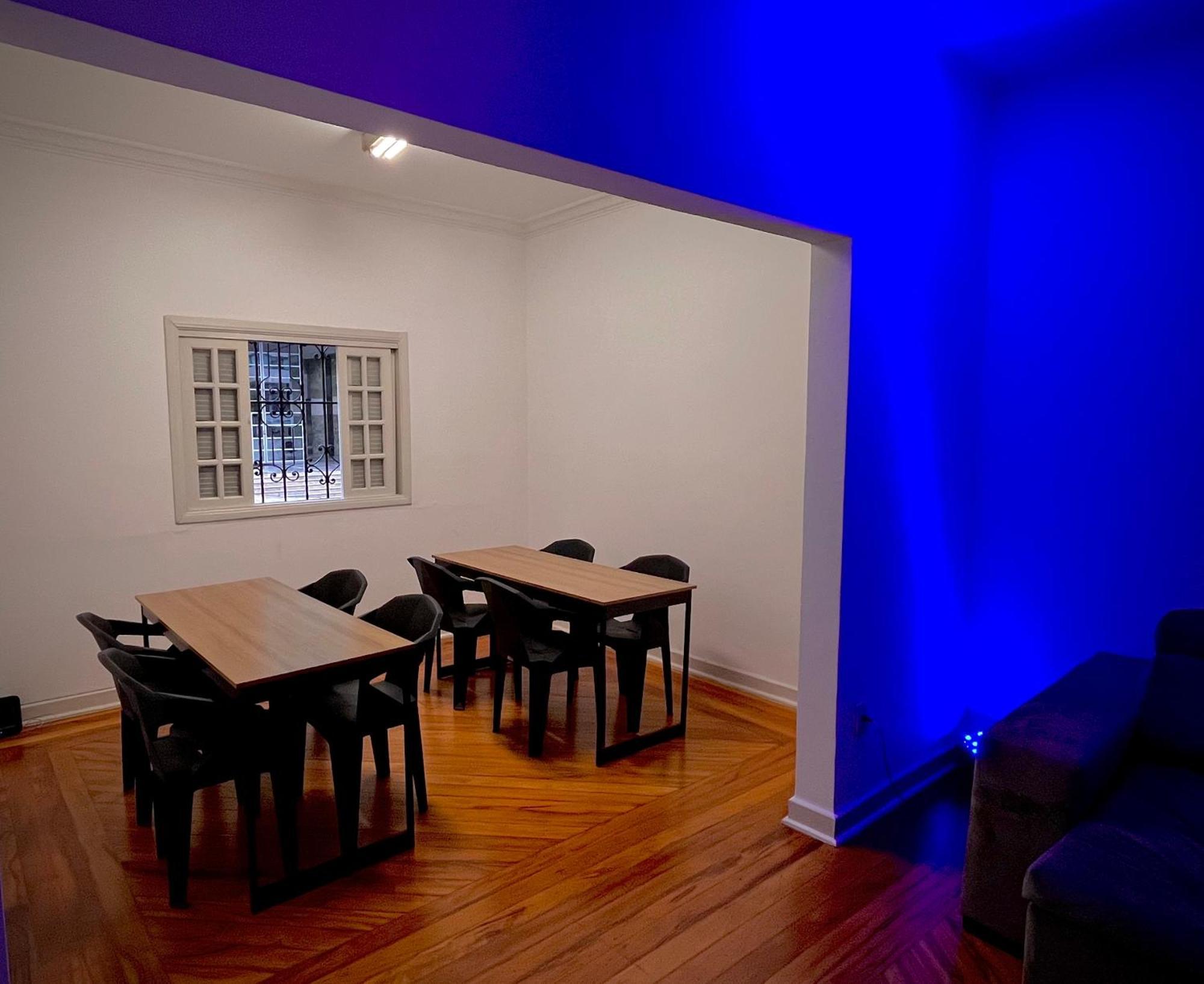 Urban Nomad Hostel And Food Av Paulista サンパウロ エクステリア 写真
