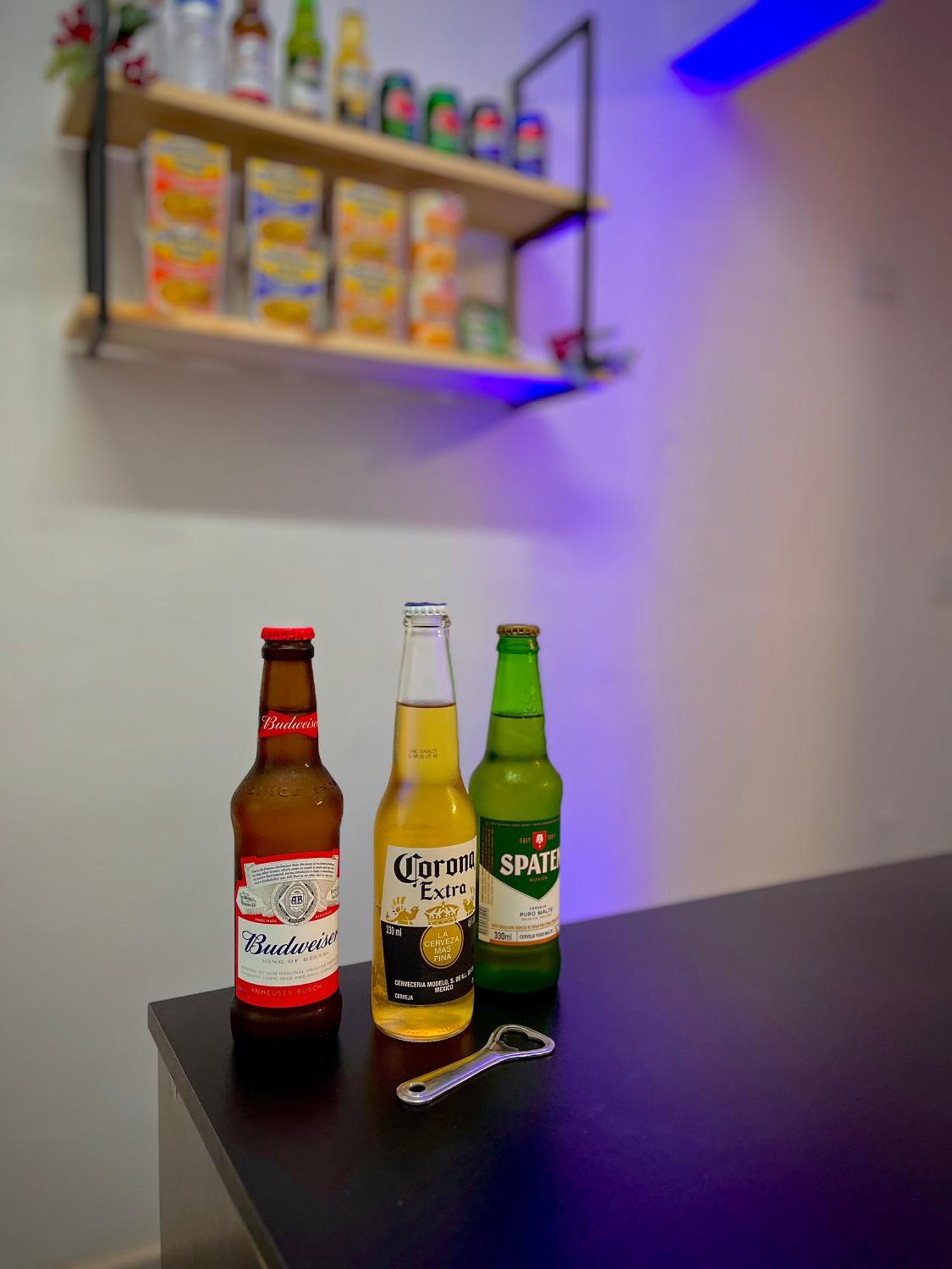 Urban Nomad Hostel And Food Av Paulista サンパウロ エクステリア 写真
