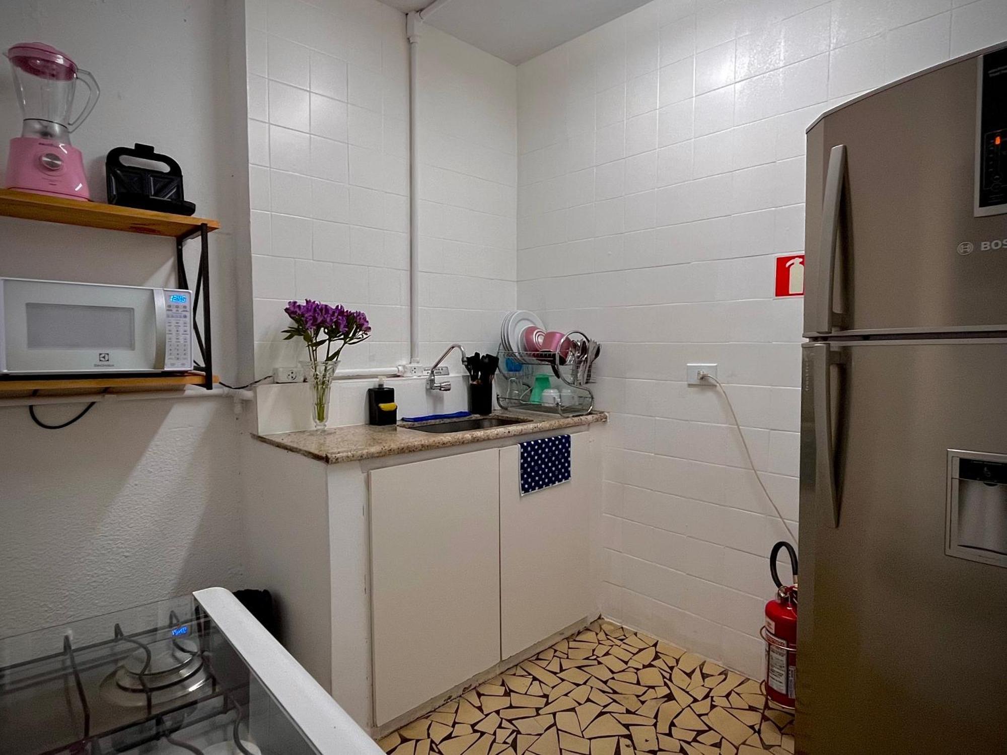 Urban Nomad Hostel And Food Av Paulista サンパウロ エクステリア 写真